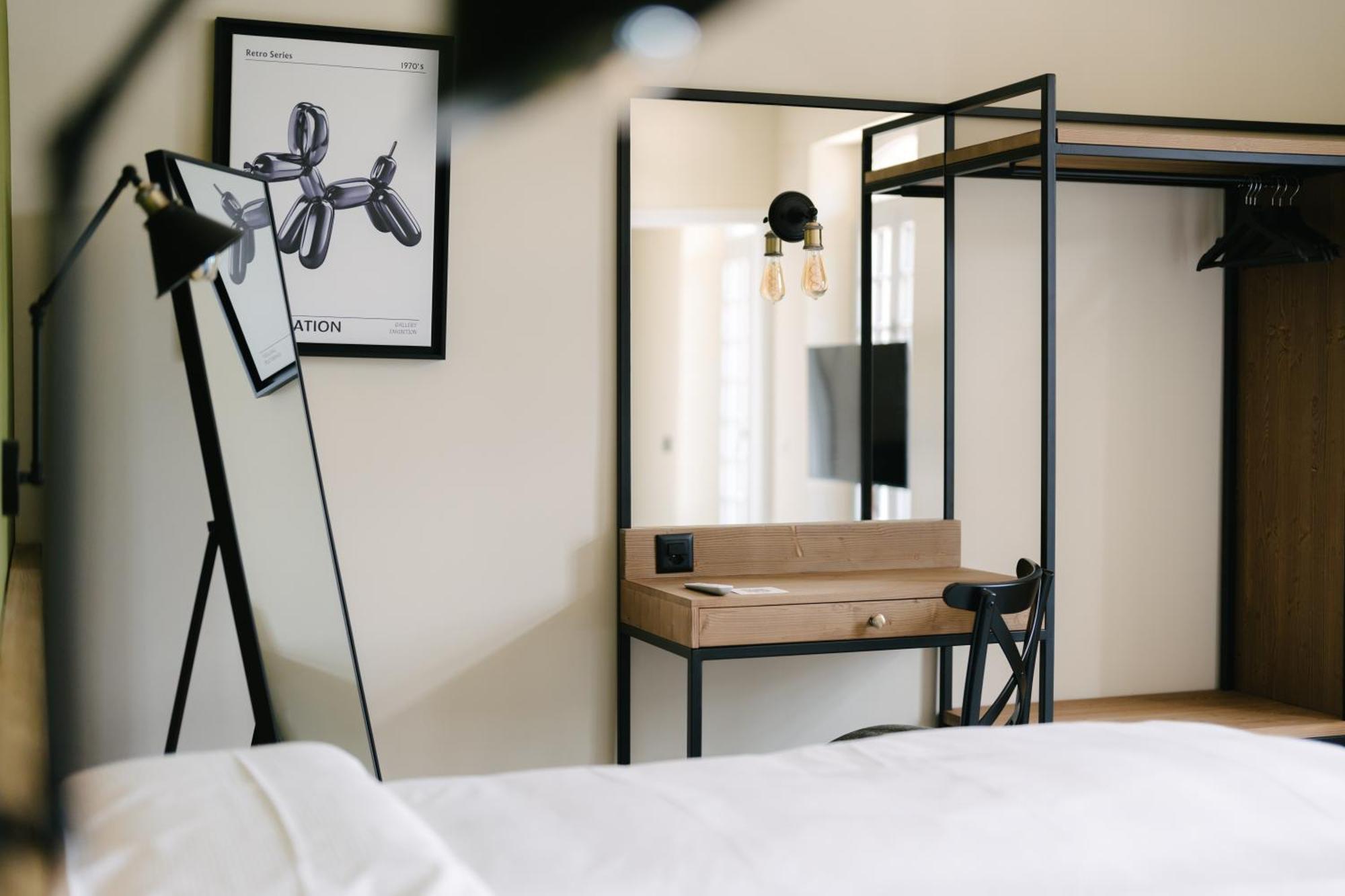 Seven Town House Boutique Hotel Локарно Екстер'єр фото